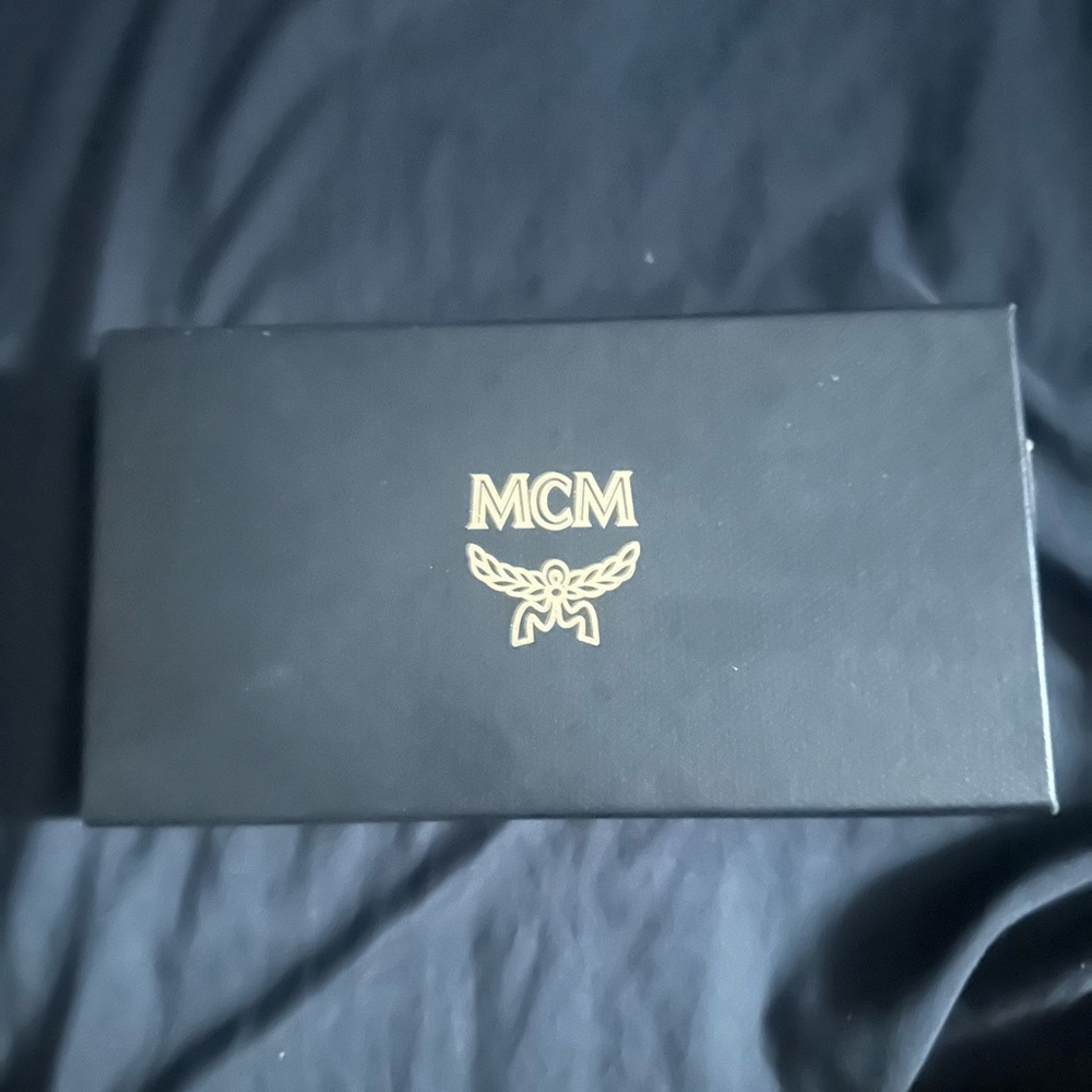 Mcm clutch bag with chain